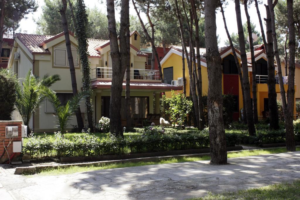 Marea Resort Golem  Esterno foto