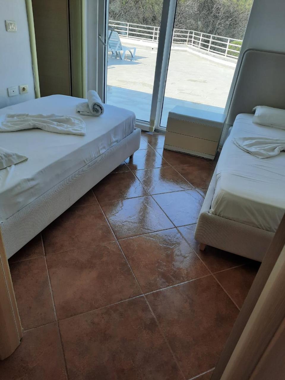 Marea Resort Golem  Esterno foto